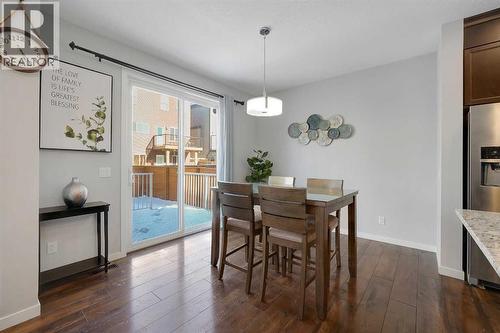 216 Carringvue Manor Nw, Calgary, AB 