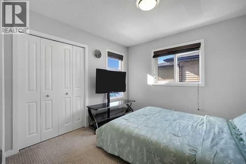 216 Carringvue Manor Nw, Calgary, AB 