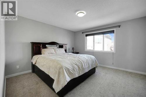 216 Carringvue Manor Nw, Calgary, AB 