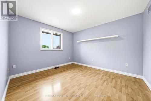 301 Parkwood Crescent, Hamilton, ON - Indoor Photo Showing Other Room