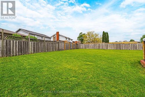 301 Parkwood Crescent, Hamilton, ON - Outdoor