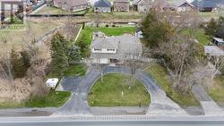 1104 SIDNEY STREET N Belleville (Thurlow Ward), ON K8N 4Z5