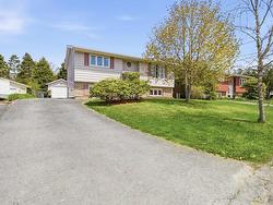 50 Briarwood Drive Eastern Passage, NS B3G 1B9