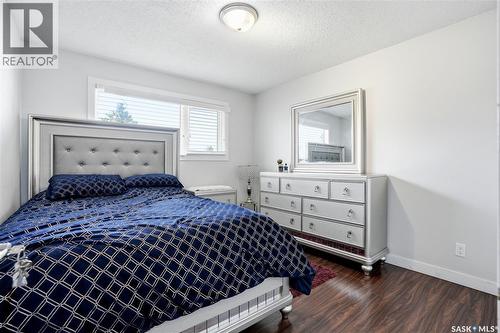 330 Devonshire Crescent, Saskatoon, SK 