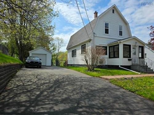 12 Yorke Street  Truro, NS B2N 2M9