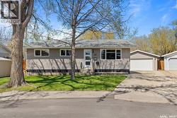 35 Symons PLACE  Regina, SK S4X 1M7
