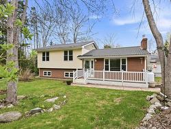 81 Armanda Crescent  Fall River, NS B2T 1E5