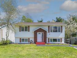 4 Fury Drive Dartmouth, NS B3A 4Y1