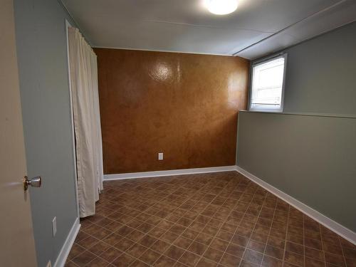 43 Spruce Drive, Salmon River, NS 
