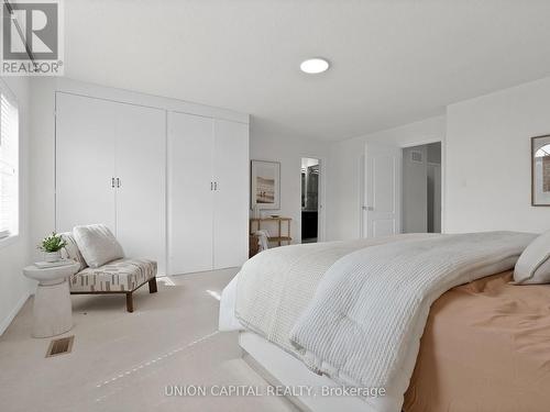 3845 Ridgepoint Way, Mississauga, ON - Indoor Photo Showing Bedroom