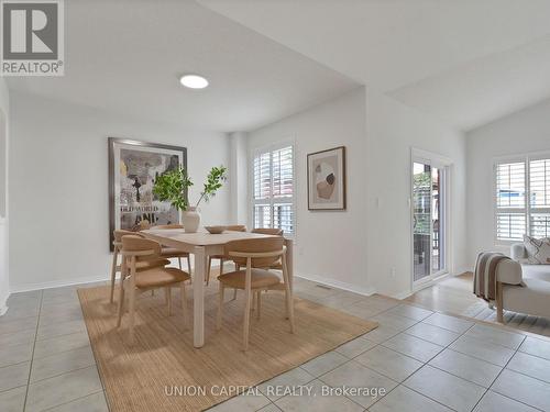 3845 Ridgepoint Way, Mississauga, ON - Indoor Photo Showing Dining Room