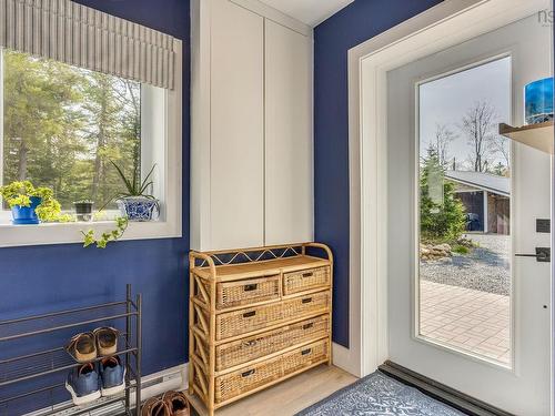 8 Alexander Avenue, Waterloo Lake, NS 