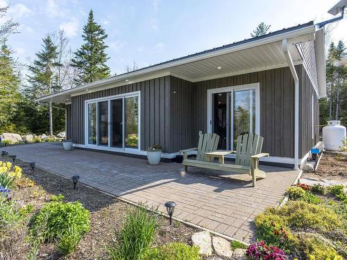 8 Alexander Avenue, Waterloo Lake, NS 
