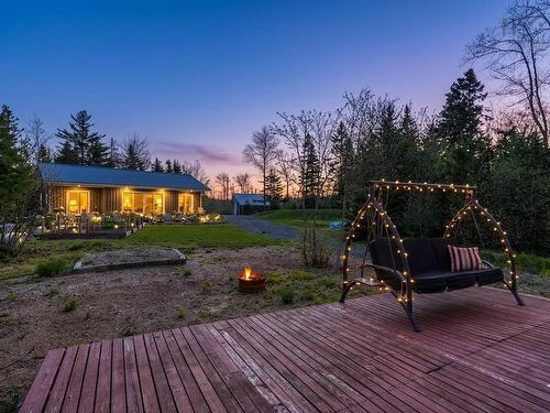 8 Alexander Avenue, Waterloo Lake, NS 