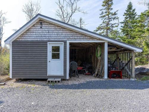 8 Alexander Avenue, Waterloo Lake, NS 