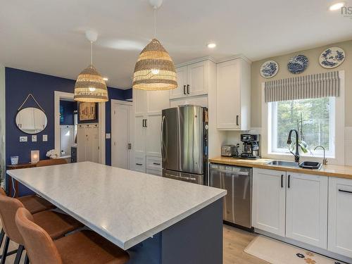 8 Alexander Avenue, Waterloo Lake, NS 