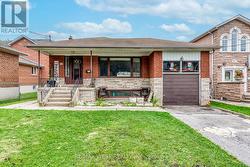 65 NORTH PARK DRIVE Toronto, ON M6L 1K4
