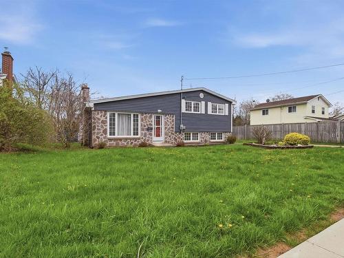 124 Gourok Avenue, Dartmouth, NS 