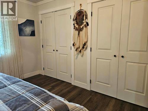 double closets - 270 Brash-Allen Road, Enderby, BC - Indoor Photo Showing Bedroom
