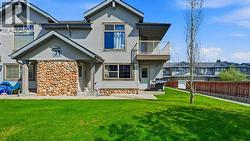 106, 31 Everridge Square SW  Calgary, AB T2Y 5J7
