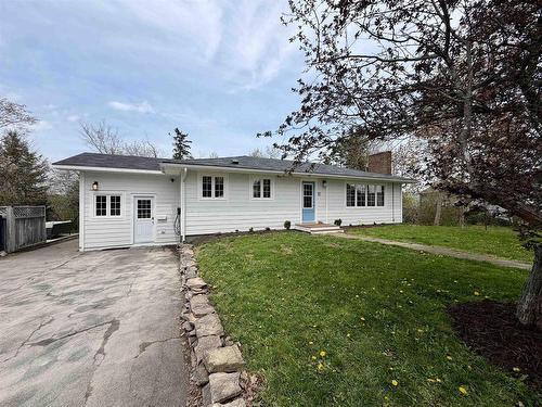 12 St. Bean Lane, Antigonish, NS 