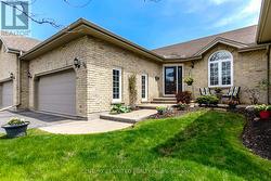 16 - 227 CARNEGIE AVENUE Peterborough (Northcrest Ward 5), ON K9L 0B3