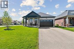 31 SEATON Crescent Tillsonburg, ON N4G 0J8