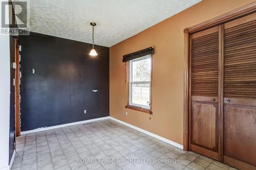 60 Valley Road, St. Catharines (Rykert/Vansickle), ON - Indoor Photo Showing Other Room