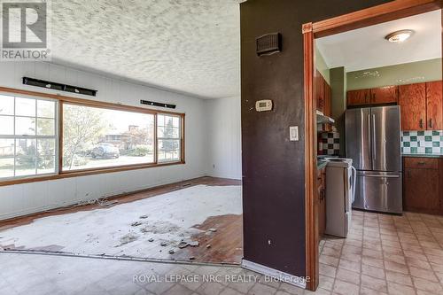 60 Valley Road, St. Catharines (Rykert/Vansickle), ON - Indoor Photo Showing Other Room