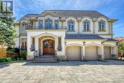 56 WINCHESTER LANE Richmond Hill, ON L4C 6Y7