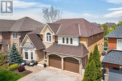 2431 CASTLEBROOK ROAD Oakville, ON L6M 4Z2