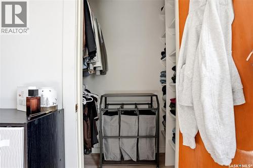 1306 6Th Avenue N, Saskatoon, SK - Indoor