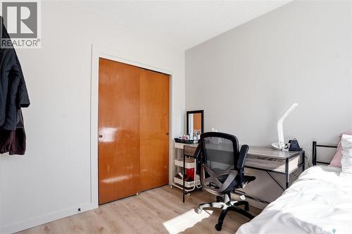1306 6Th Avenue N, Saskatoon, SK - Indoor