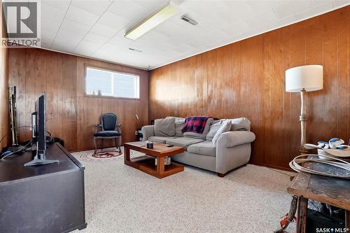 1306 6Th Avenue N, Saskatoon, SK - Indoor