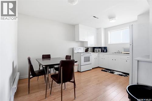 1306 6Th Avenue N, Saskatoon, SK - Indoor Photo Showing Kitchen