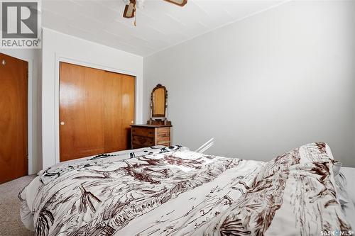 1306 6Th Avenue N, Saskatoon, SK - Indoor Photo Showing Bedroom