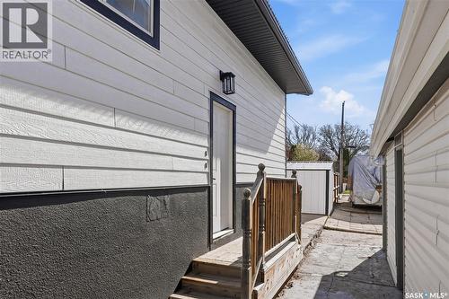 1306 6Th Avenue N, Saskatoon, SK - Outdoor With Exterior