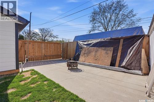 1306 6Th Avenue N, Saskatoon, SK - Outdoor
