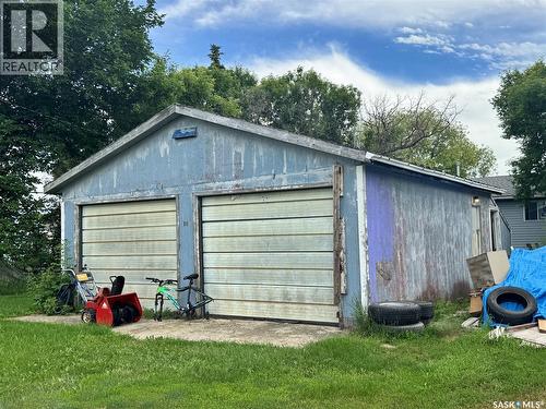 102 1St Avenue, Landis, SK 