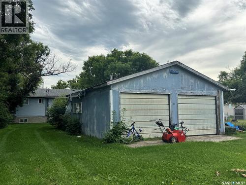102 1St Avenue, Landis, SK 