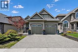 21 Rockford Road NW  Calgary, AB T3G 0C9