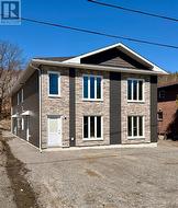 213 Hillsboro Unit# 1 Sudbury, ON P3B 2B5