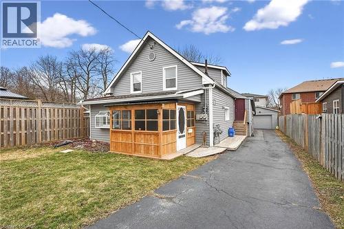 93 WALNUT Street  Brantford, ON N3T 1H3