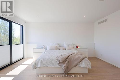 228 Edgewater Boulevard, Middlesex Centre, ON - Indoor Photo Showing Bedroom