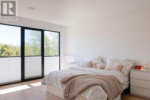 228 Edgewater Boulevard, Middlesex Centre, ON - Indoor Photo Showing Bedroom