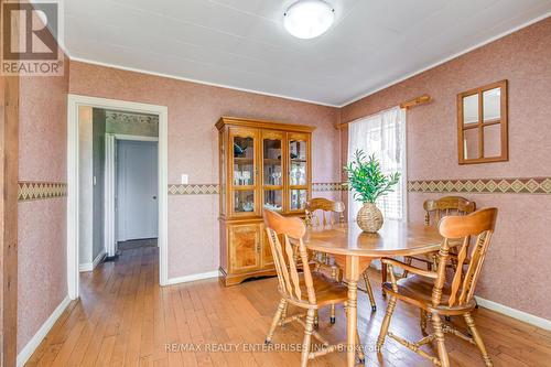 269 East 26Th Street, Hamilton, ON - Indoor Photo Showing Dining Room