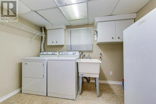 269 East 26Th Street, Hamilton, ON - Indoor Photo Showing Laundry Room