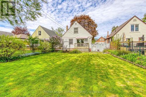 269 East 26Th Street, Hamilton, ON - Outdoor With Deck Patio Veranda