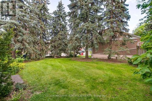 29 Winlock Park, Toronto, ON - Outdoor