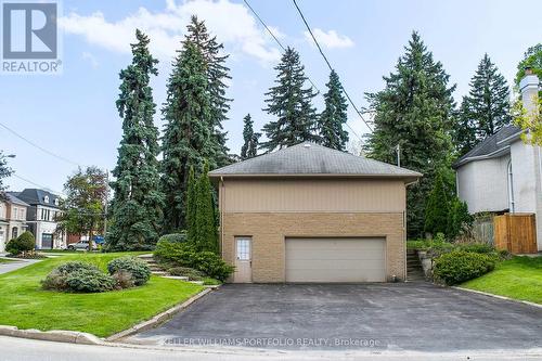 29 Winlock Park, Toronto, ON - Outdoor